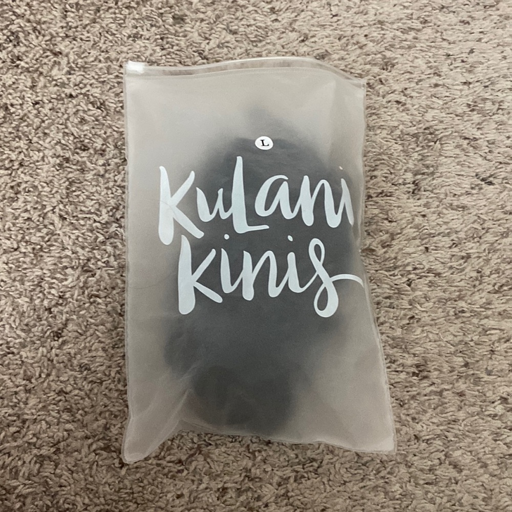 KuLani Kinis black bikini